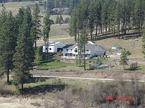 2nd image of 1130 Twelve Mile Rd