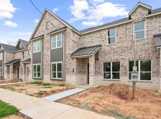 523 Elizabeth St, Irving, TX 75060