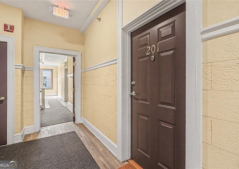 1st image of 2855 Peachtree Rd NE APT 201