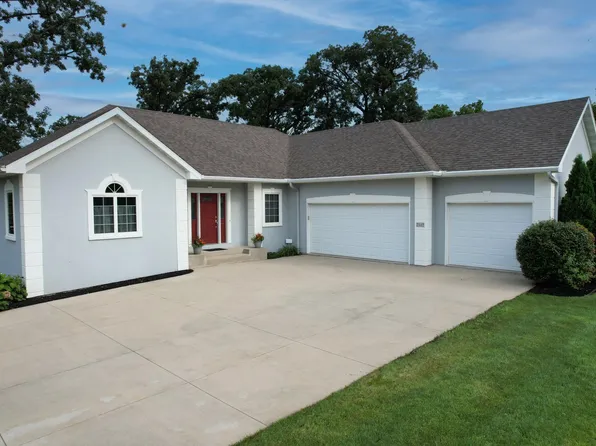 2449 Sand Trap Ln SE, Rochester, MN 55904