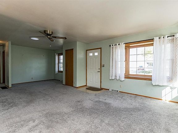 4th image of 5731 D Ave NW