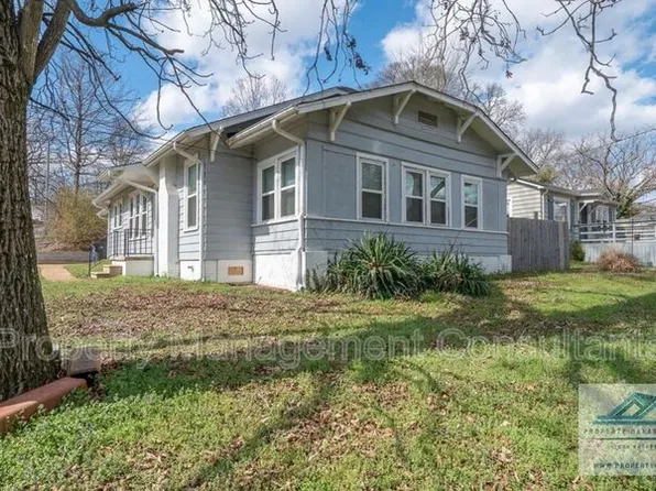 901 Hermitage Dr, Florence, AL 35630