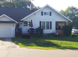 901 Illinois St, Walkerton, IN