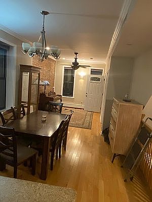 5th image of 402 19th St #1