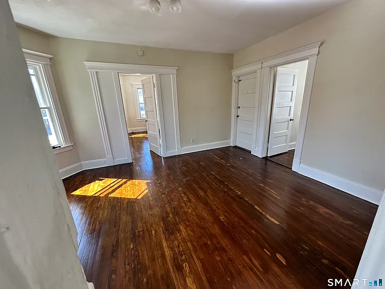 15-17 Beacon St #2 — Photo 10