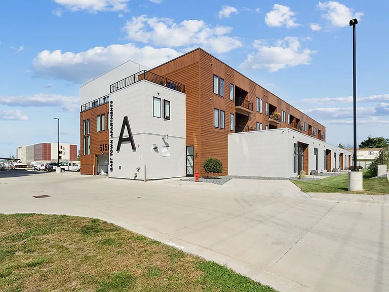 East Town Crossing — Photo 1