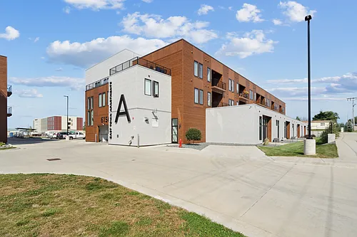East Town Crossing Photo 1