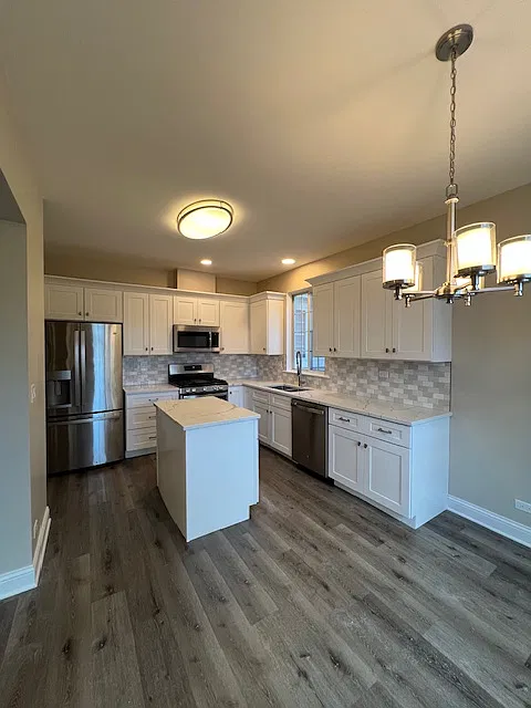 2 bed, 1200 sqft, $2,600 — Photo 3