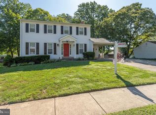 4327 Still Meadow Rd, Fairfax, VA 22032