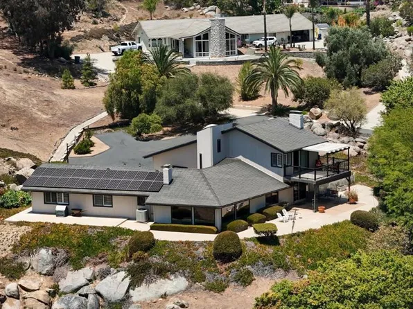 1450 Hidden Mesa Trl, El Cajon, CA 92019