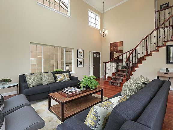 3rd image of 99 Northcrest Dr