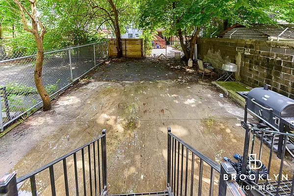 Rented by Brooklyn High Rise LLC | media 23