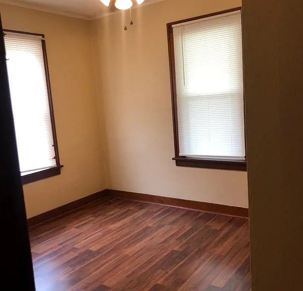 313 W South St — Photo 9