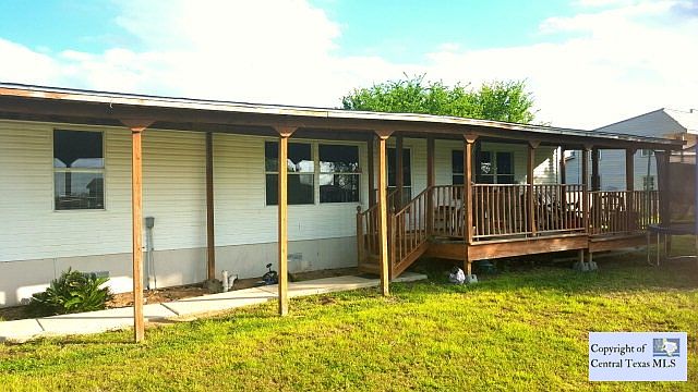 1st image of 143 Clear Springs Dr