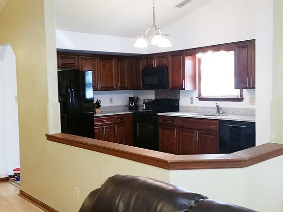 4th image of 3492 Landstown Ct