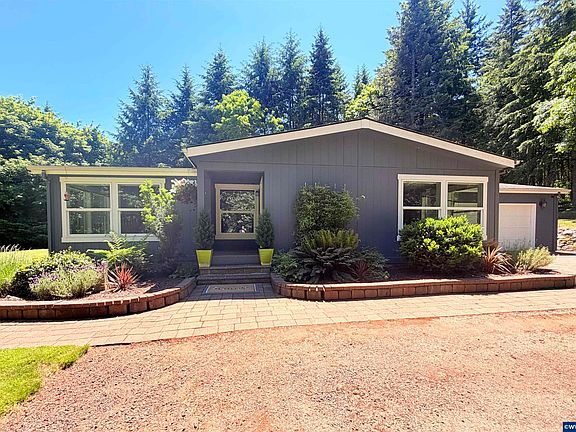 3rd image of 39011 Trillium Ln