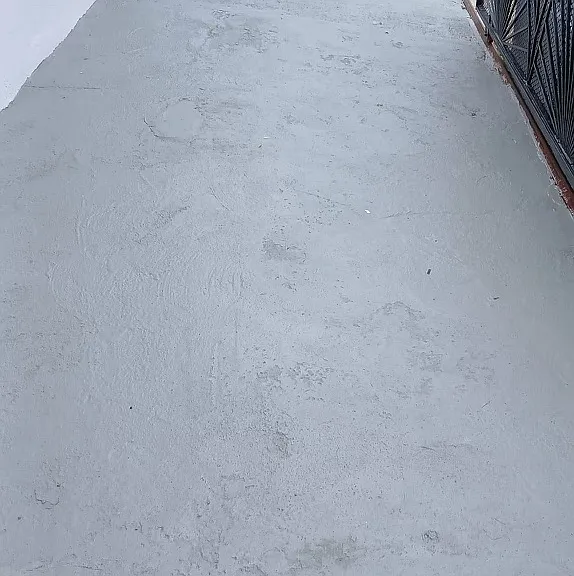 Front concrete porch area