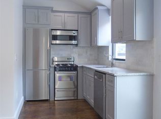 4727 38th St, Long Island City, NY 11101