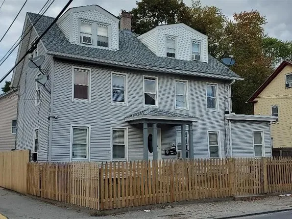 237 Central St, Central Falls, RI 02863