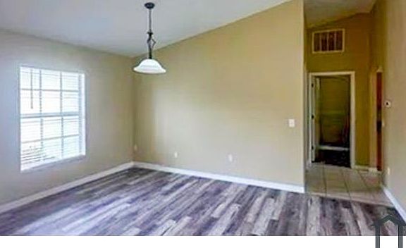 5th image of 6547 Starfish Ave
