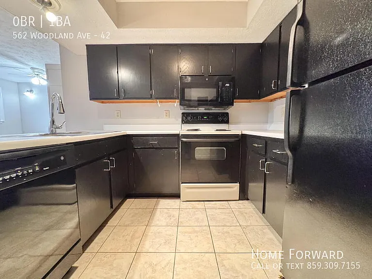 562 Woodland Ave #42 — Photo 7