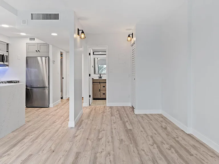 2900 NE 30th St #5D — Photo 17