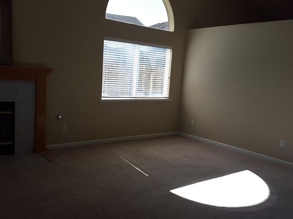 5th image of 711 Talbot Dr