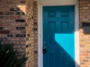 127 Hawkins St, Gretna, LA 70056