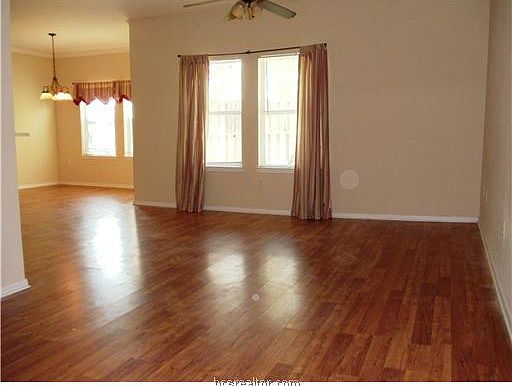 3rd image of 1207 Canyon Creek (pvt) Cir