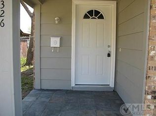 326 Rollingridge Ln, Garland, TX 75043