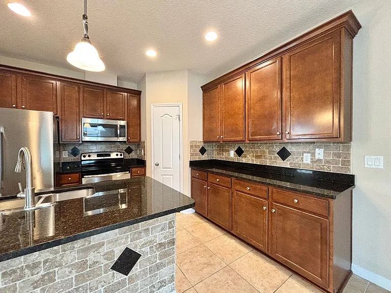 850 Quiet Stone Ln — Photo 14