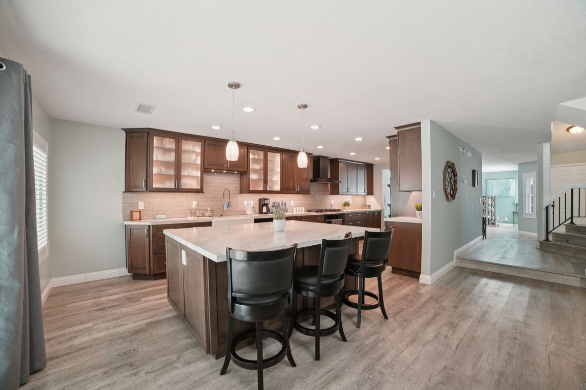 Grovewood-S1007-008.jpg