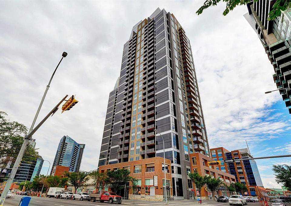 1st image of 1320 NE 1st St SE #409