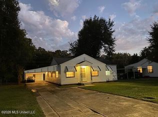 1005 Eastwood Rd, Natchez, MS 39120