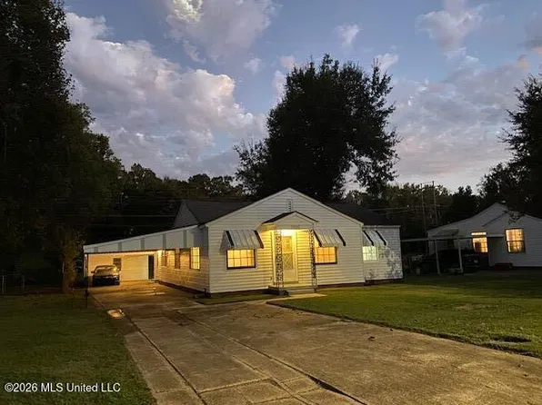 1005 Eastwood Rd, Natchez, MS 39120