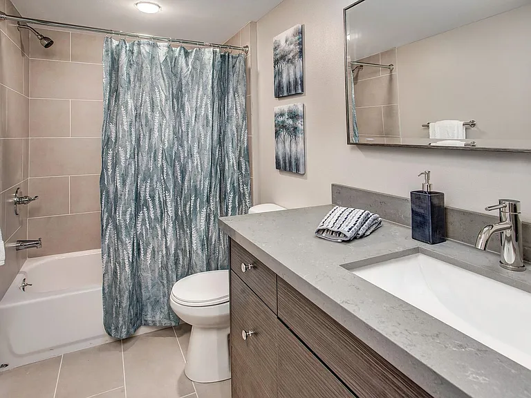 1435 22nd Ave — Photo 11