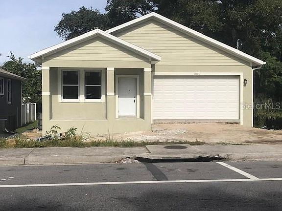 4th image of 3104 E Columbus Dr