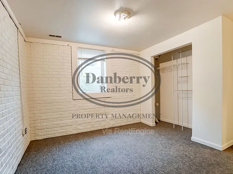 3704 Willow Run Dr — Photo 37