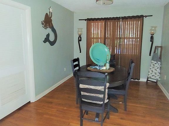 5th image of 975 Coronado Dr