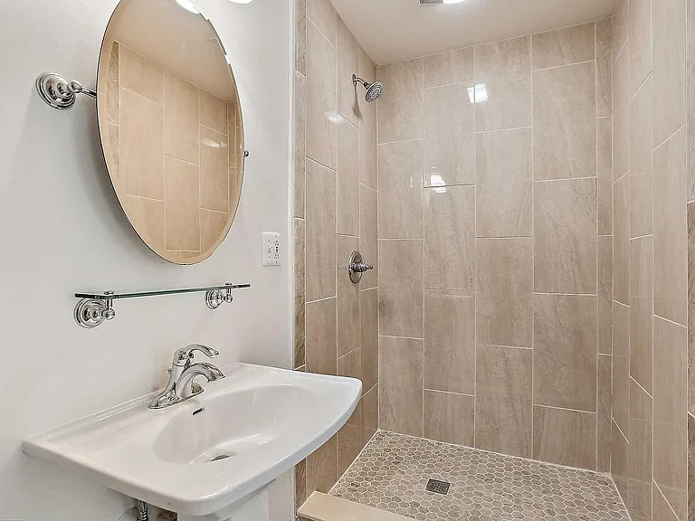 7008 Sherwood Rd #36 — Photo 22