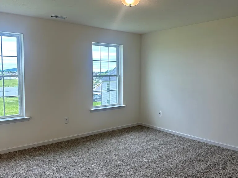 3707 Castle Dr #254 — Photo 5