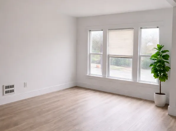 (undisclosed Address), Seattle, WA 98122