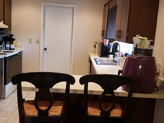 5th image of 3918 Coelebs Ave