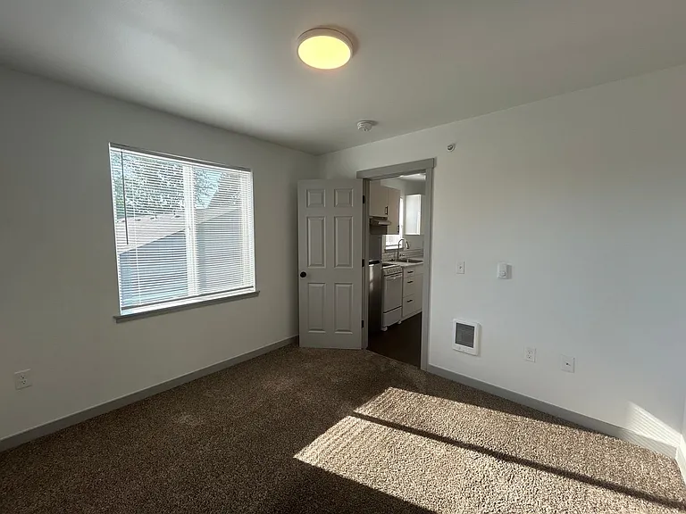 2800 SW 23rd St — Photo 10