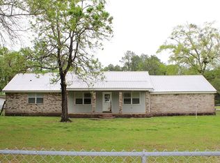 19901 Otis Cooper Rd, Moss Point, MS 39562