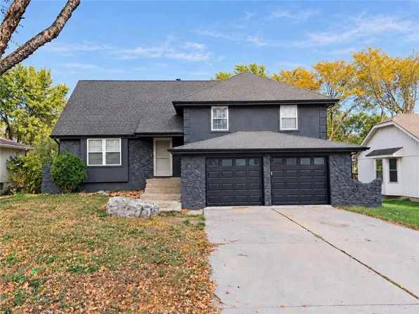 208 SE 2nd St, Blue Springs, MO 64014