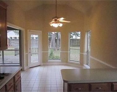 4th image of 295 Leah Dr