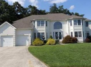 18 Morgan Hill Ct, Blackwood, NJ 08012