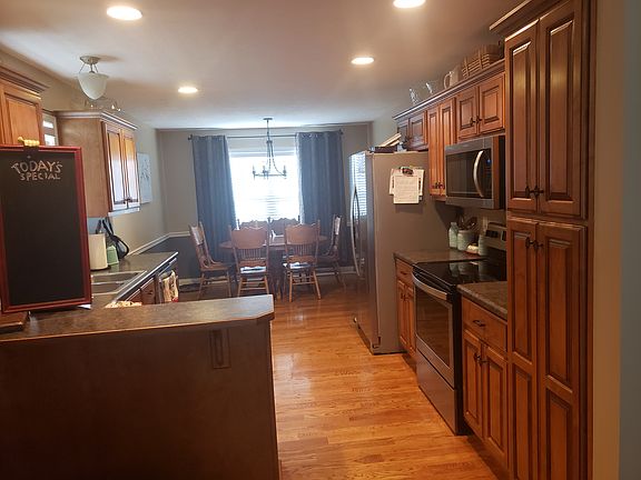 3rd image of 3469 Innsbrooke Ct