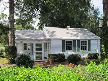 2nd image of 8333 Chesapeake Blvd